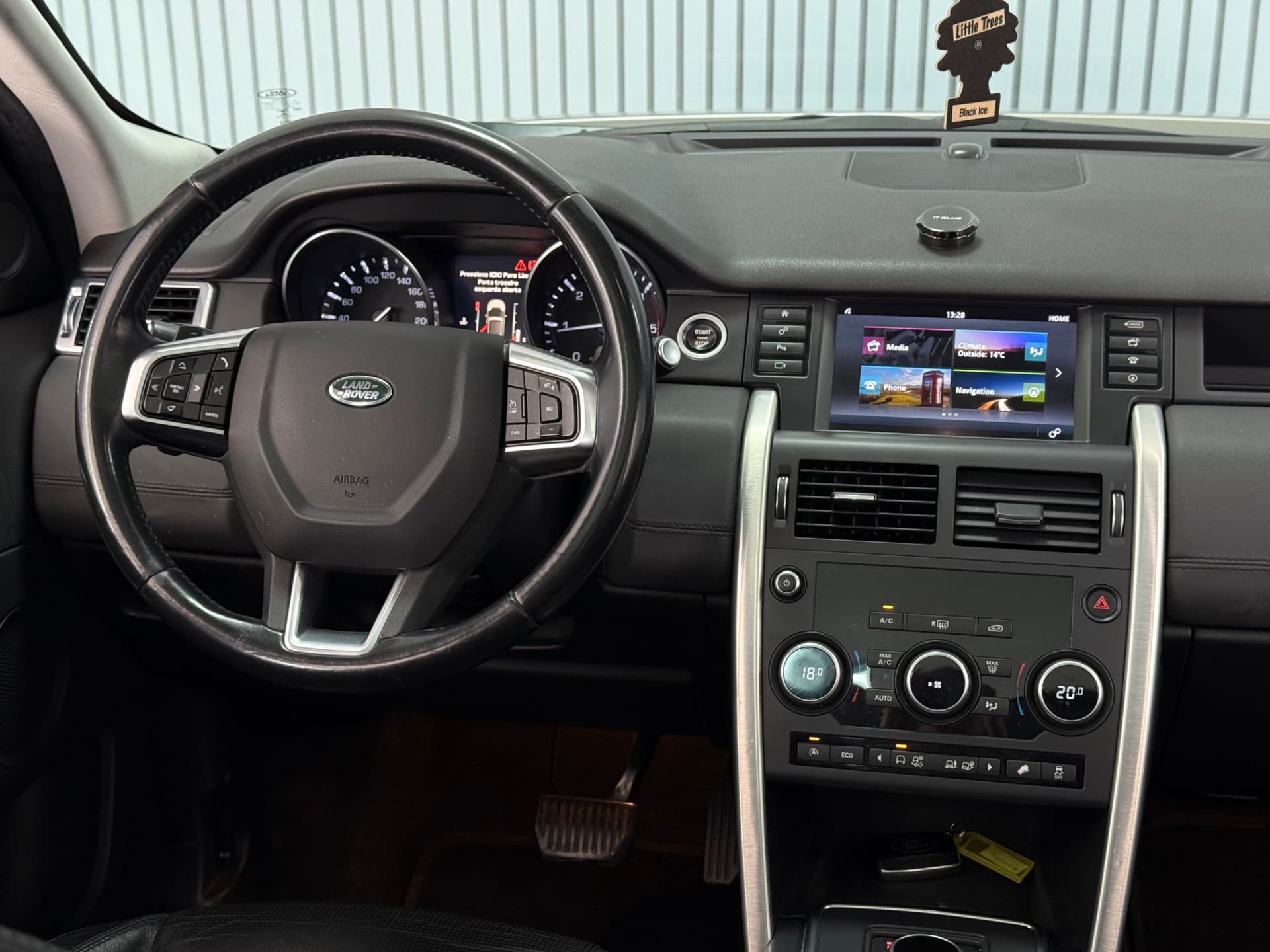 Land Rover Discovery Spt Sd4 Hse 7l 2016 miniatura 28