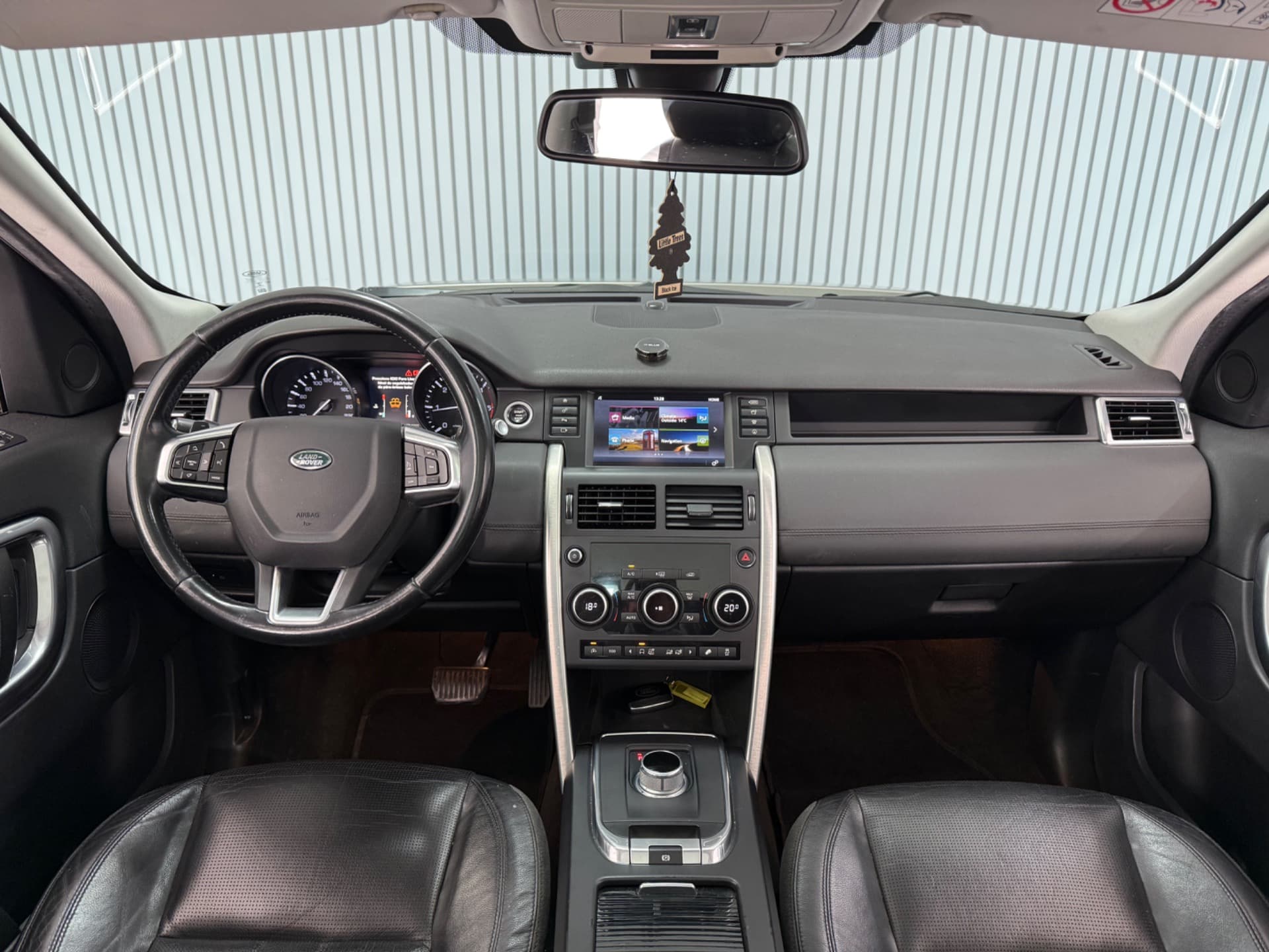 Land Rover Discovery Spt Sd4 Hse 7l 2016 miniatura 39
