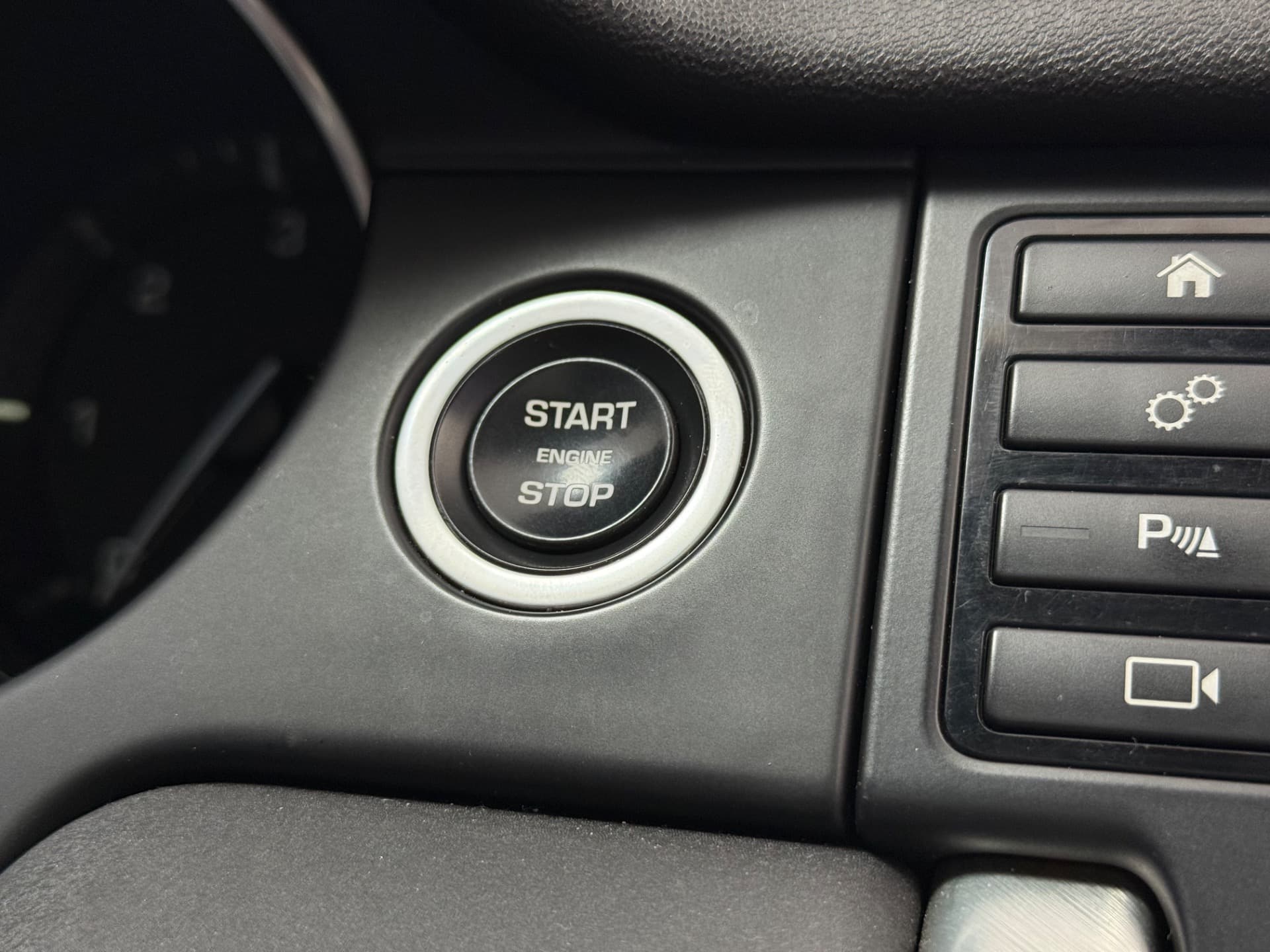 Land Rover Discovery Spt Sd4 Hse 7l 2016 miniatura 13