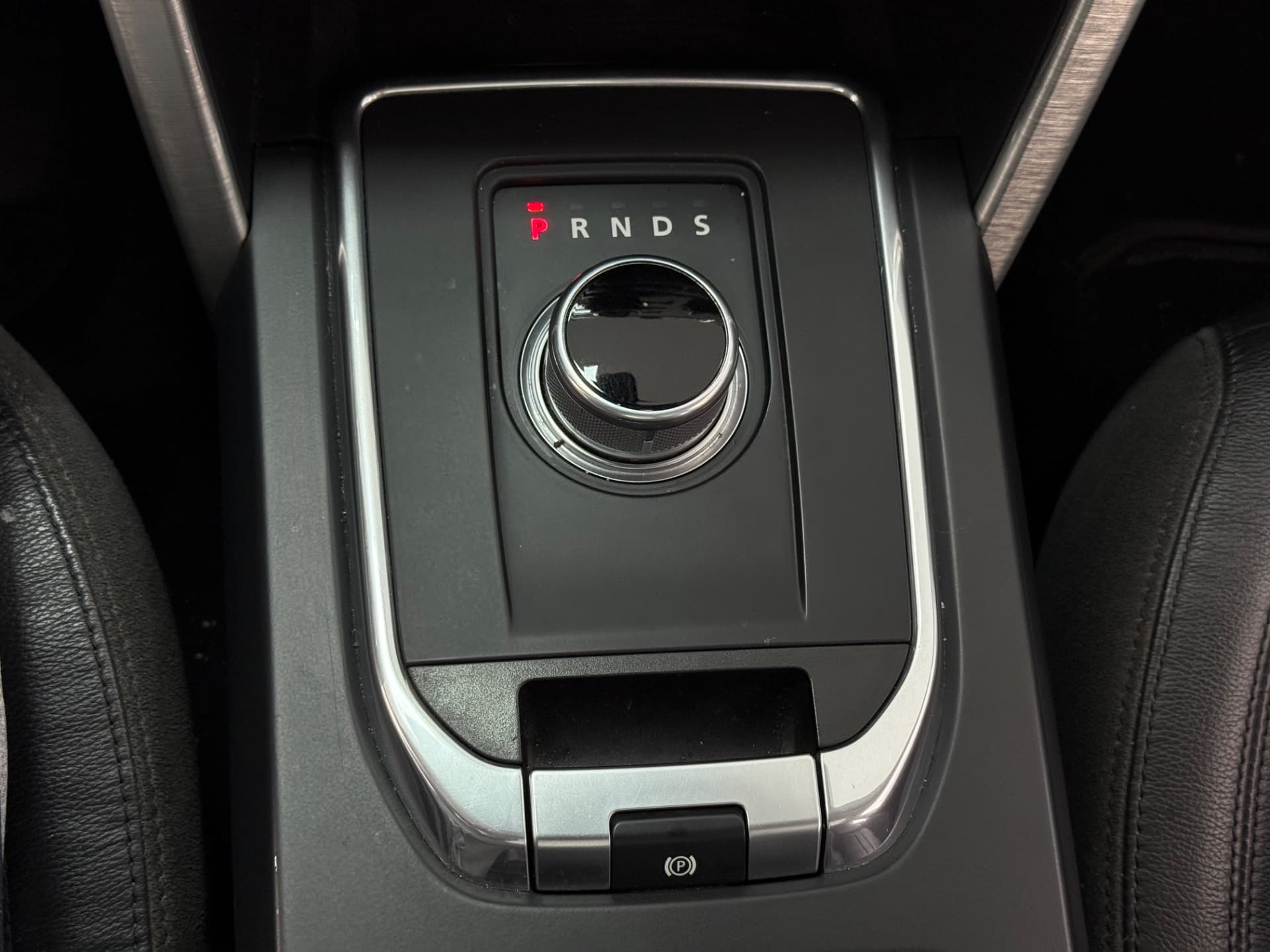 Land Rover Discovery Spt Sd4 Hse 7l 2016 miniatura 14