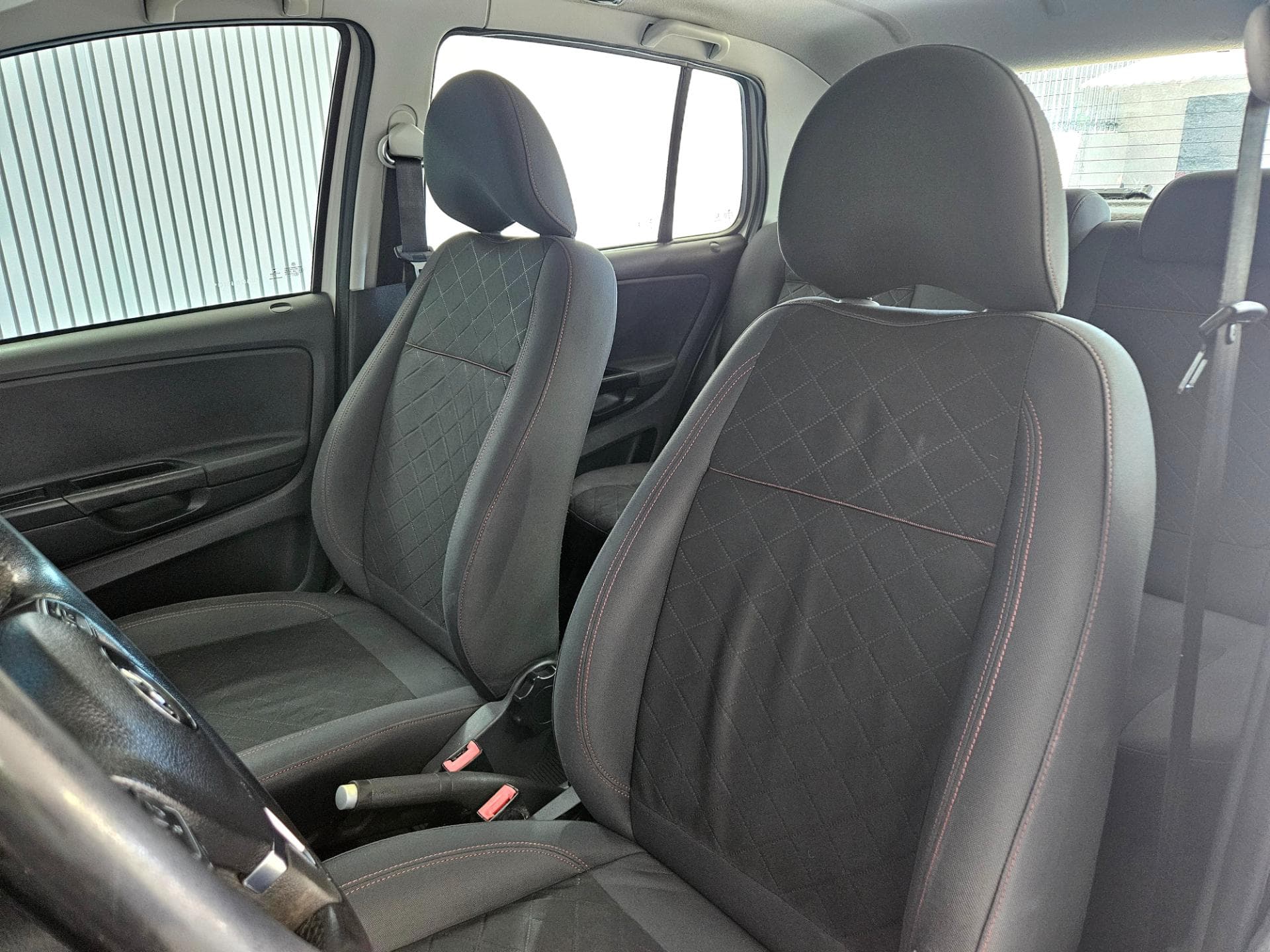 Volkswagen Fox 1.6 Highline Gii 2014 miniatura 18
