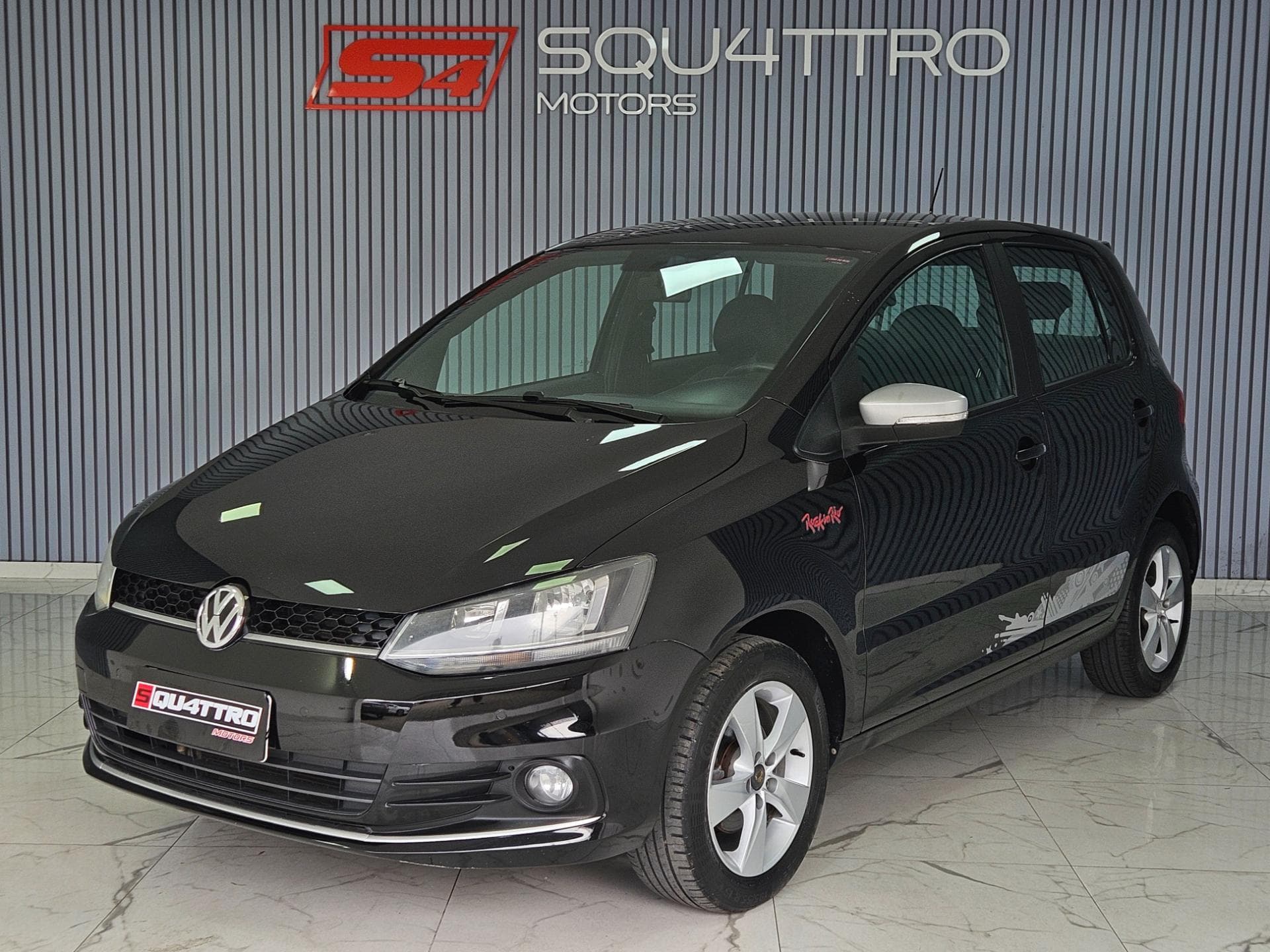 Volkswagen Novo Fox Rock Rio Mb 2016 foto 1