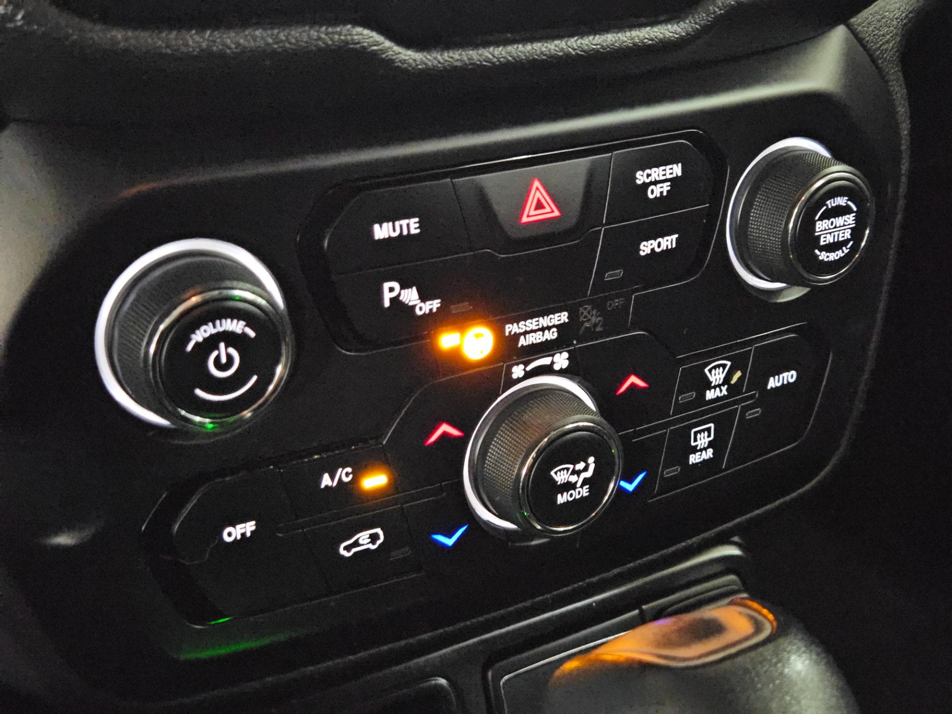 Jeep Renegade Lngtd At 2020 miniatura 12