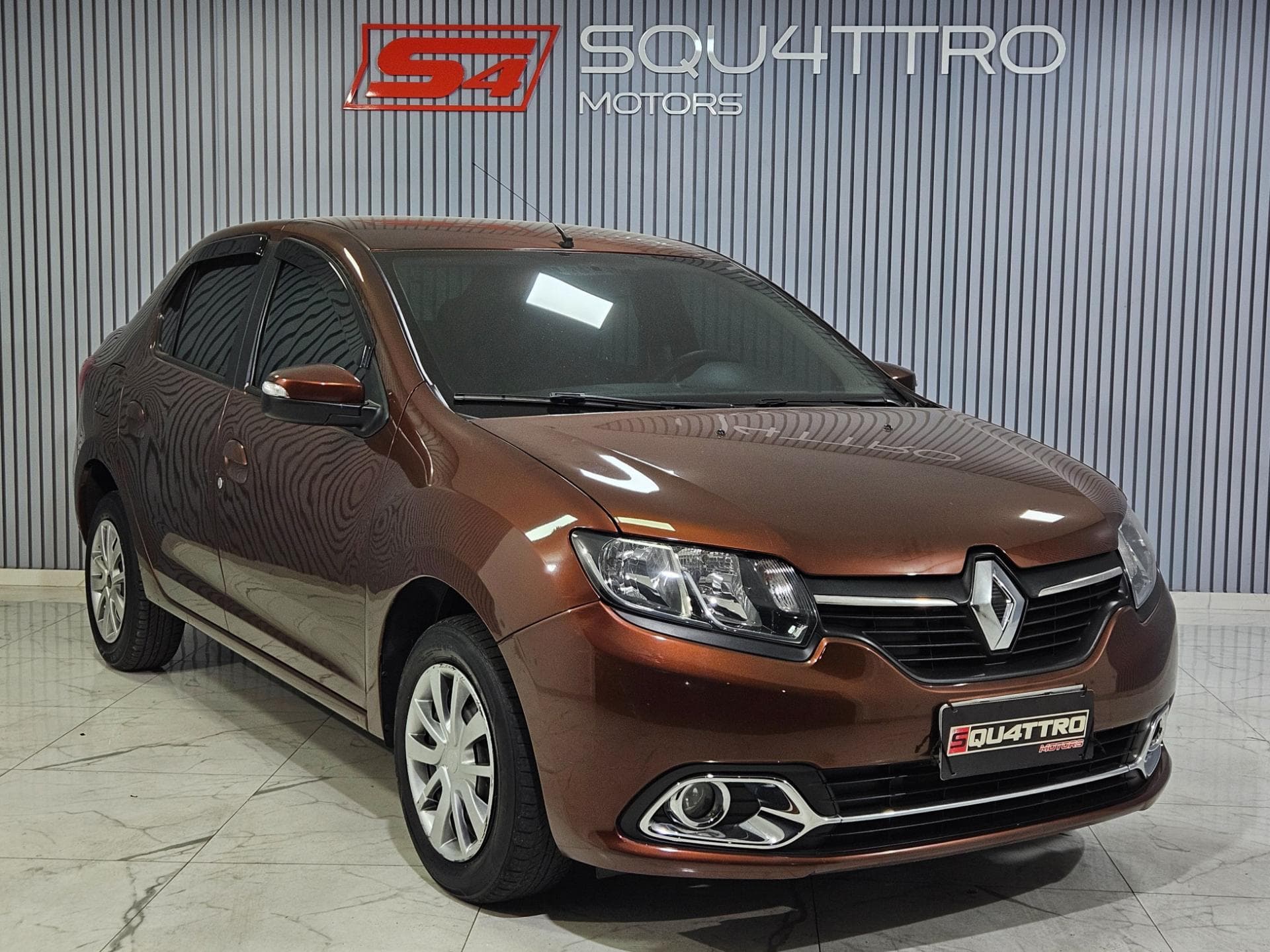 Renault Logan Auth 10 2014 miniatura 3