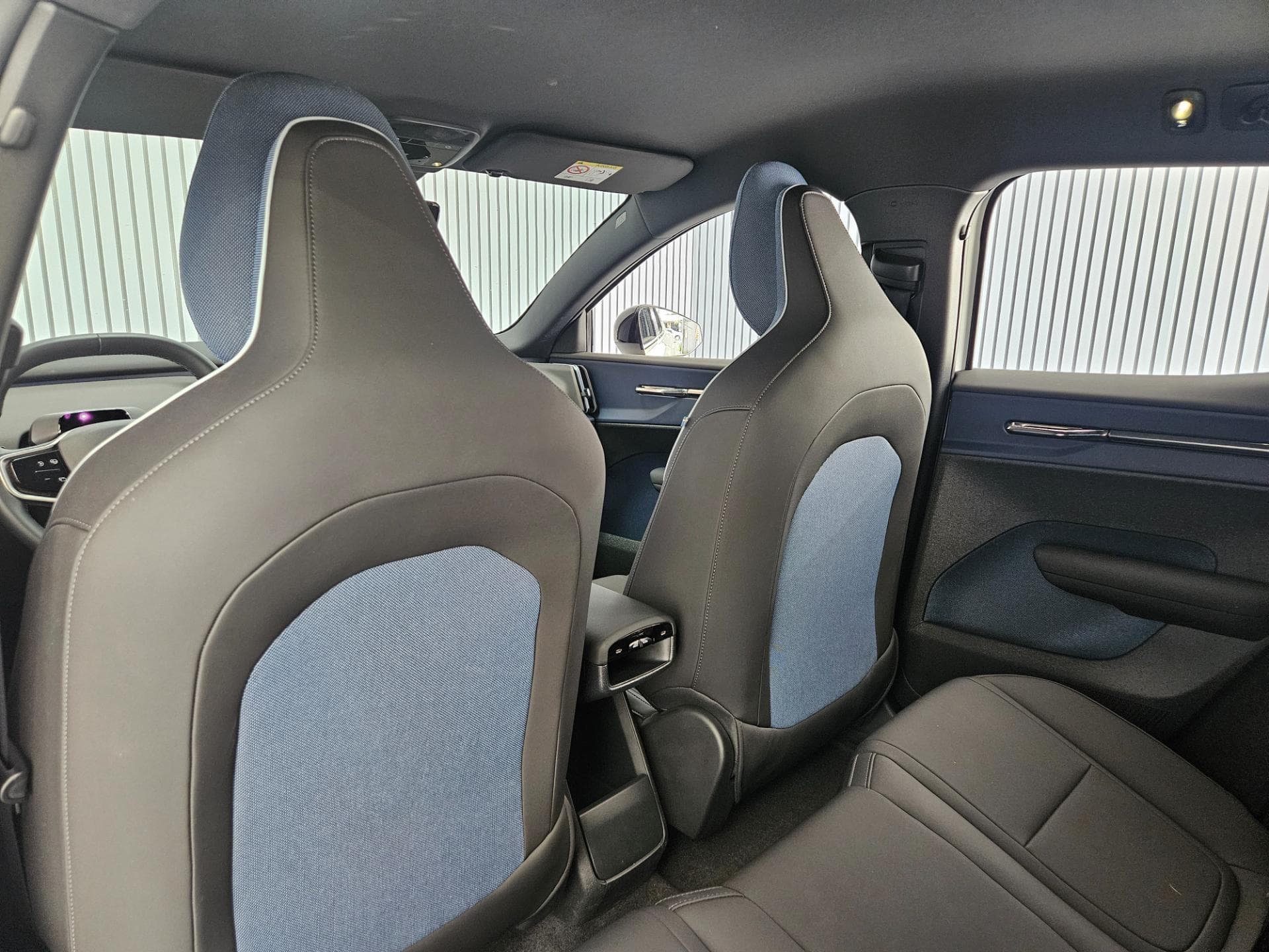 Volvo Ex30 E60 Plus 2024 miniatura 22