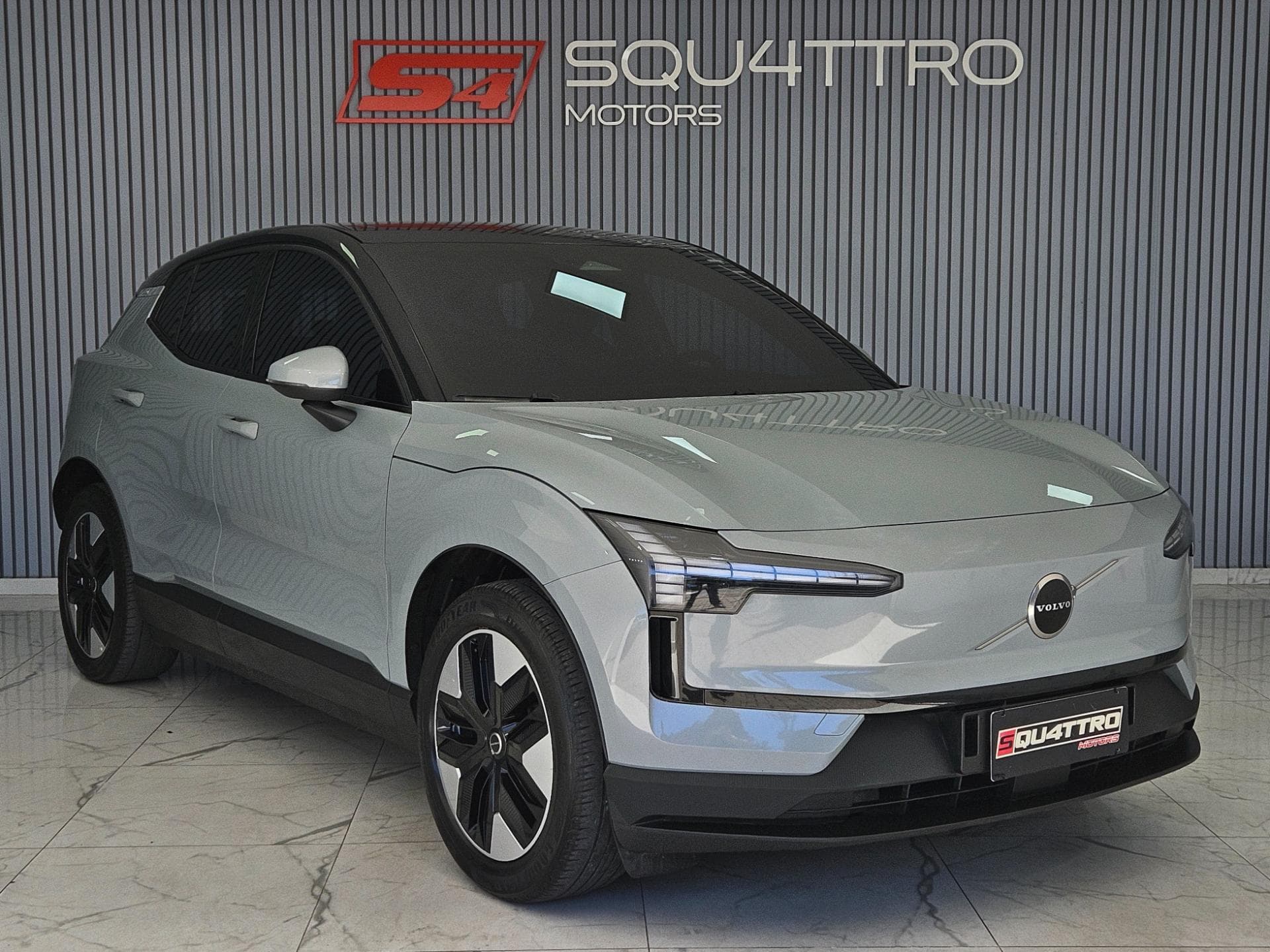 Volvo Ex30 E60 Core Eletrico 2024 miniatura 3