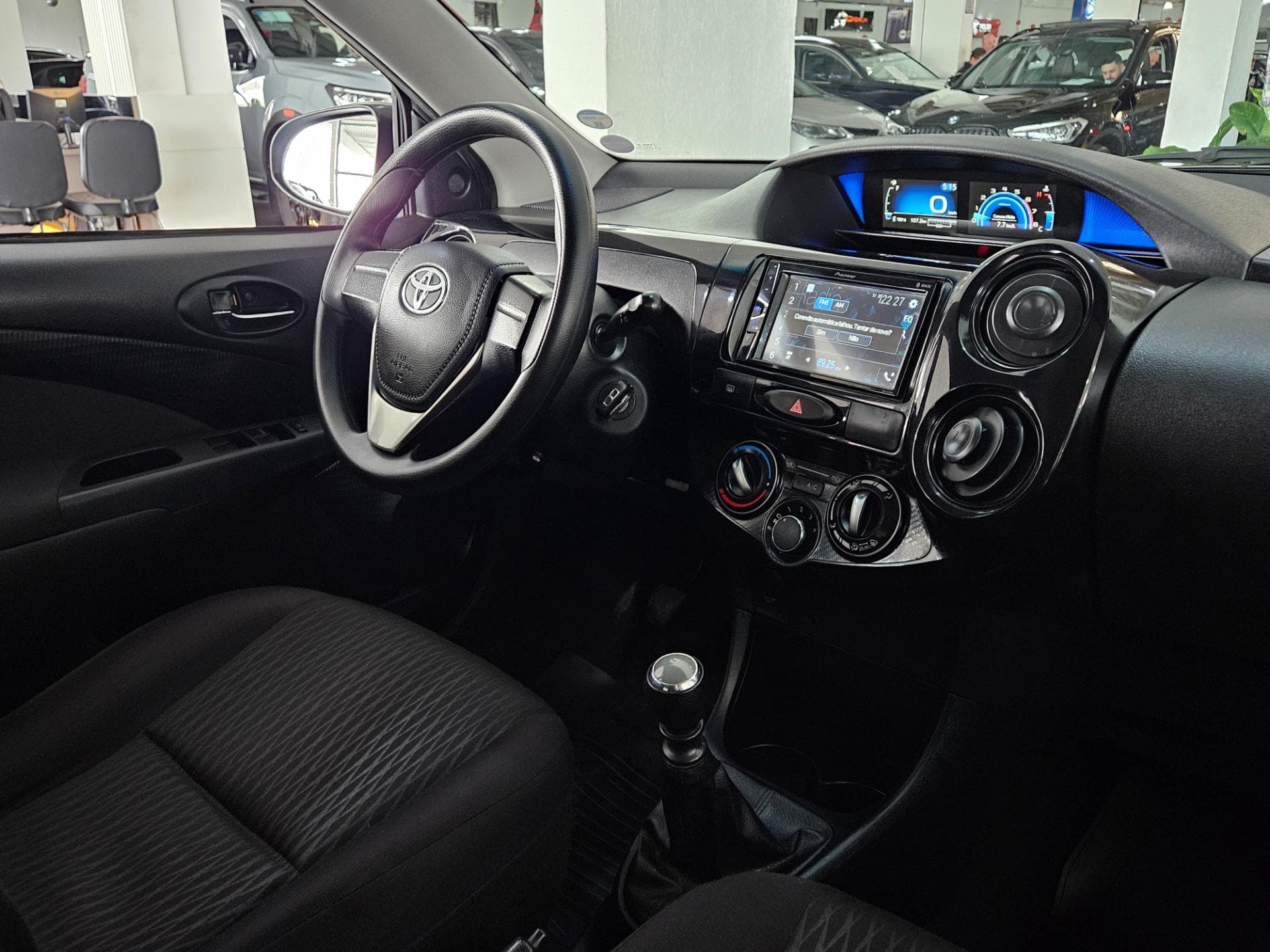 Toyota Etios 1.3 2017 miniatura 7