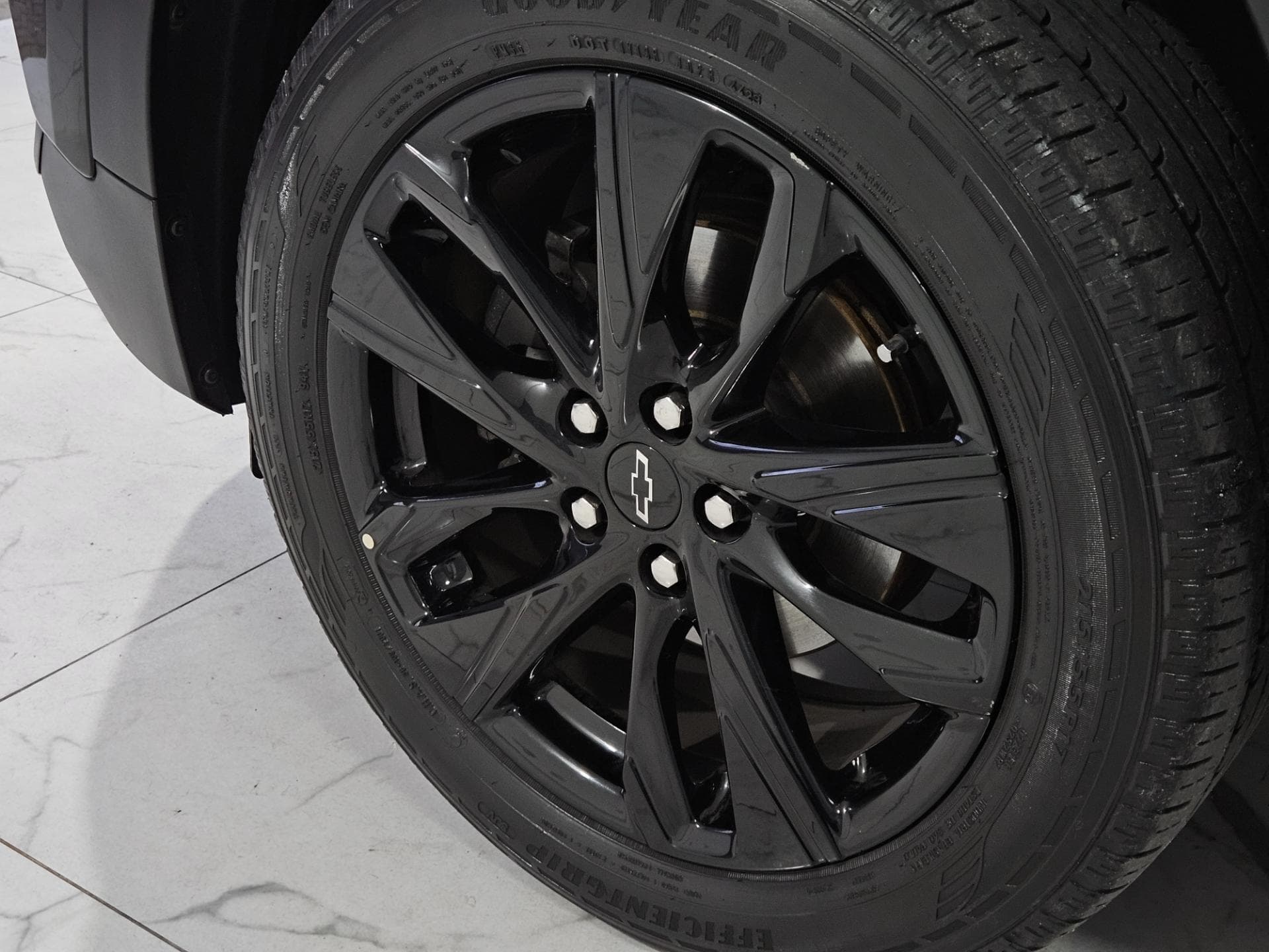 Chevrolet Tracker Midnight 2024 miniatura 26
