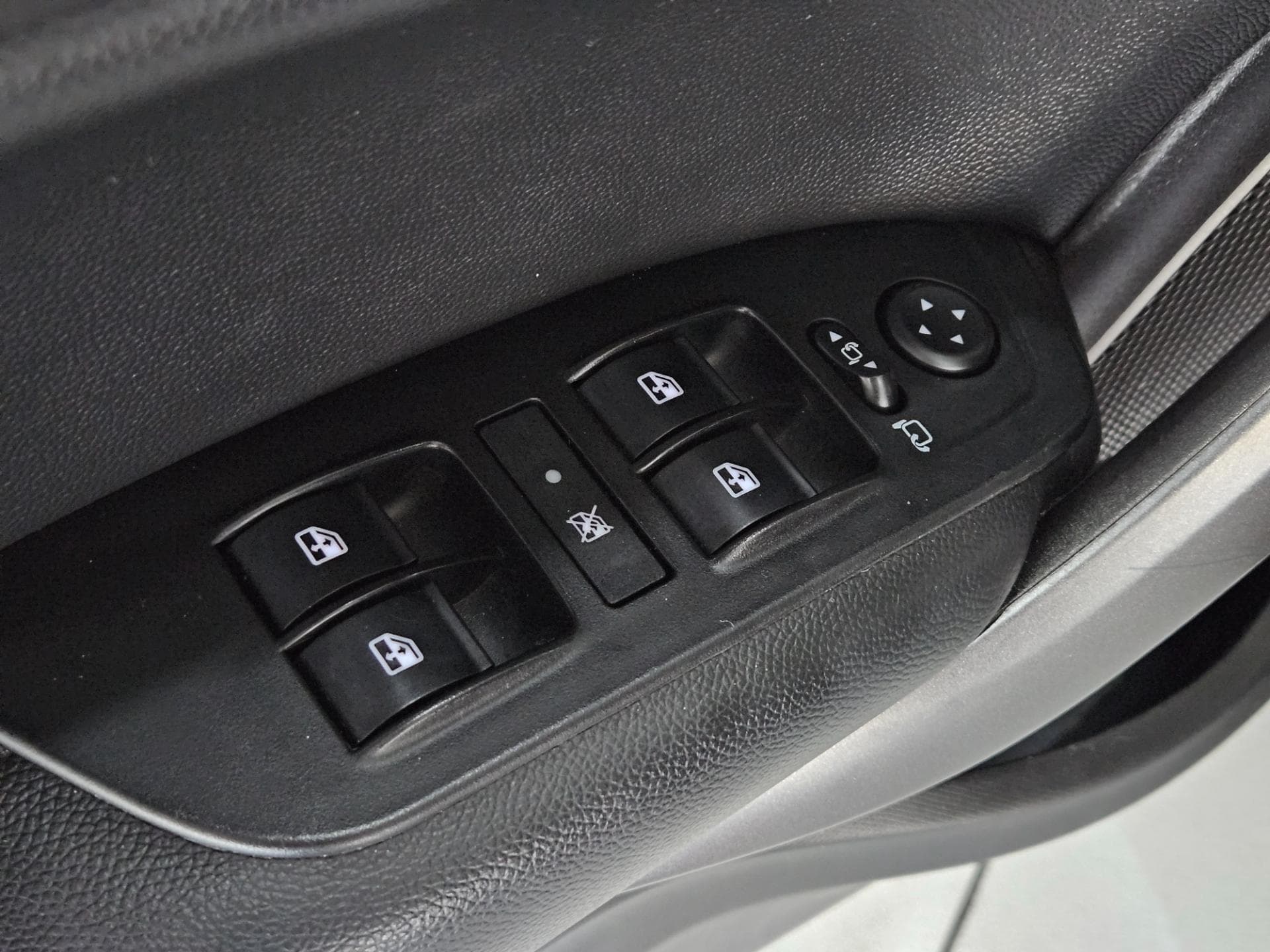 Fiat Cronos Precision 1.3 8v Flex Aut. 2023 miniatura 16