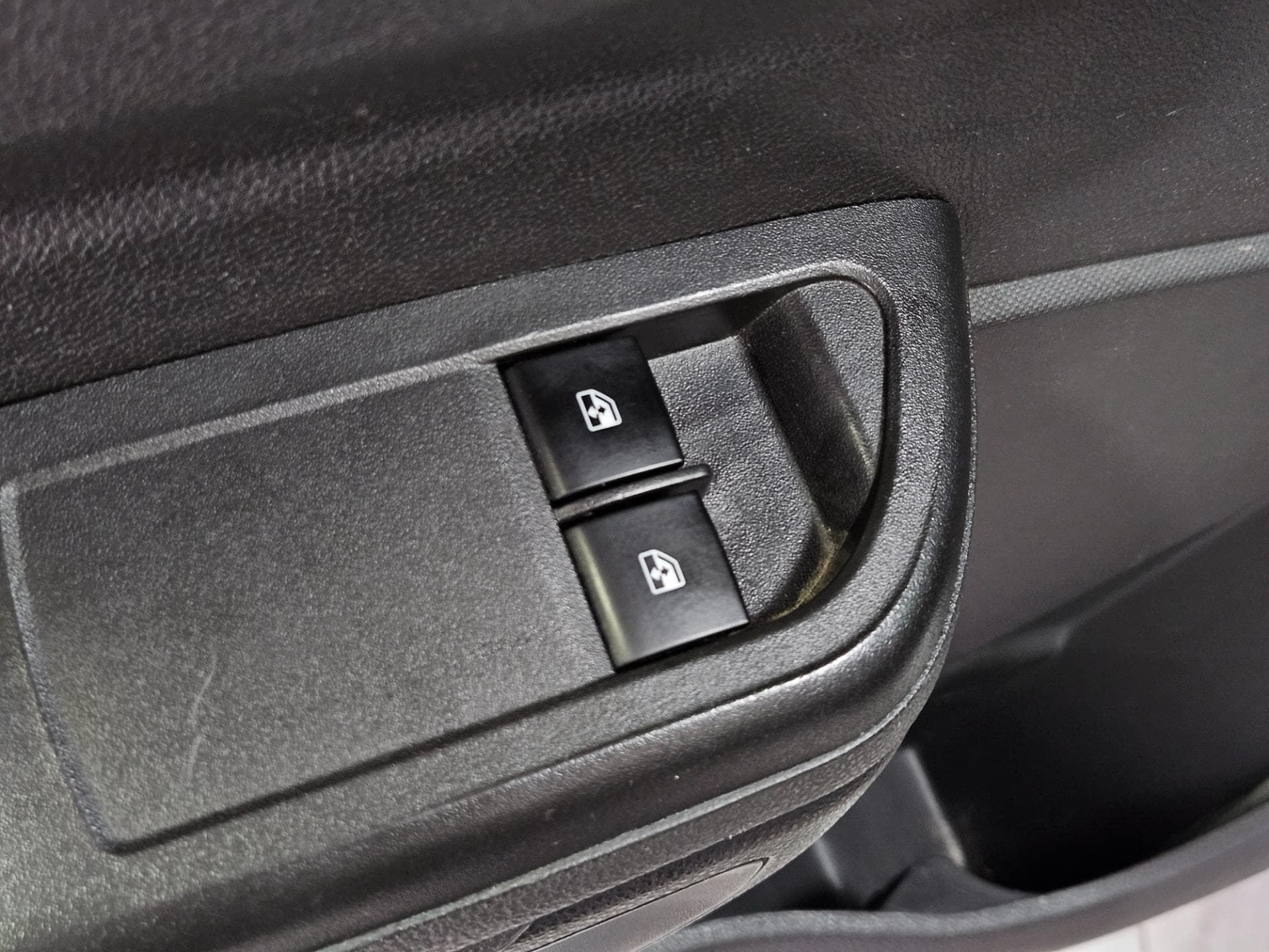 Chevrolet Prisma 1.4mt Lt 2015 miniatura 16