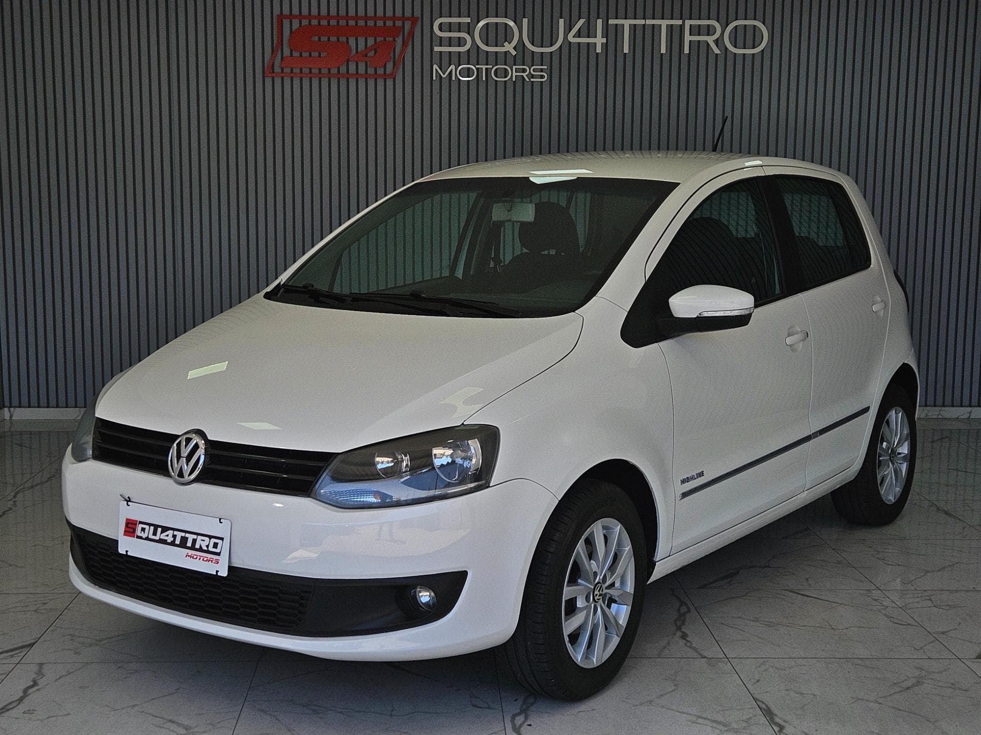 Volkswagen Fox 1.6 Highline Gii 2014 foto 1