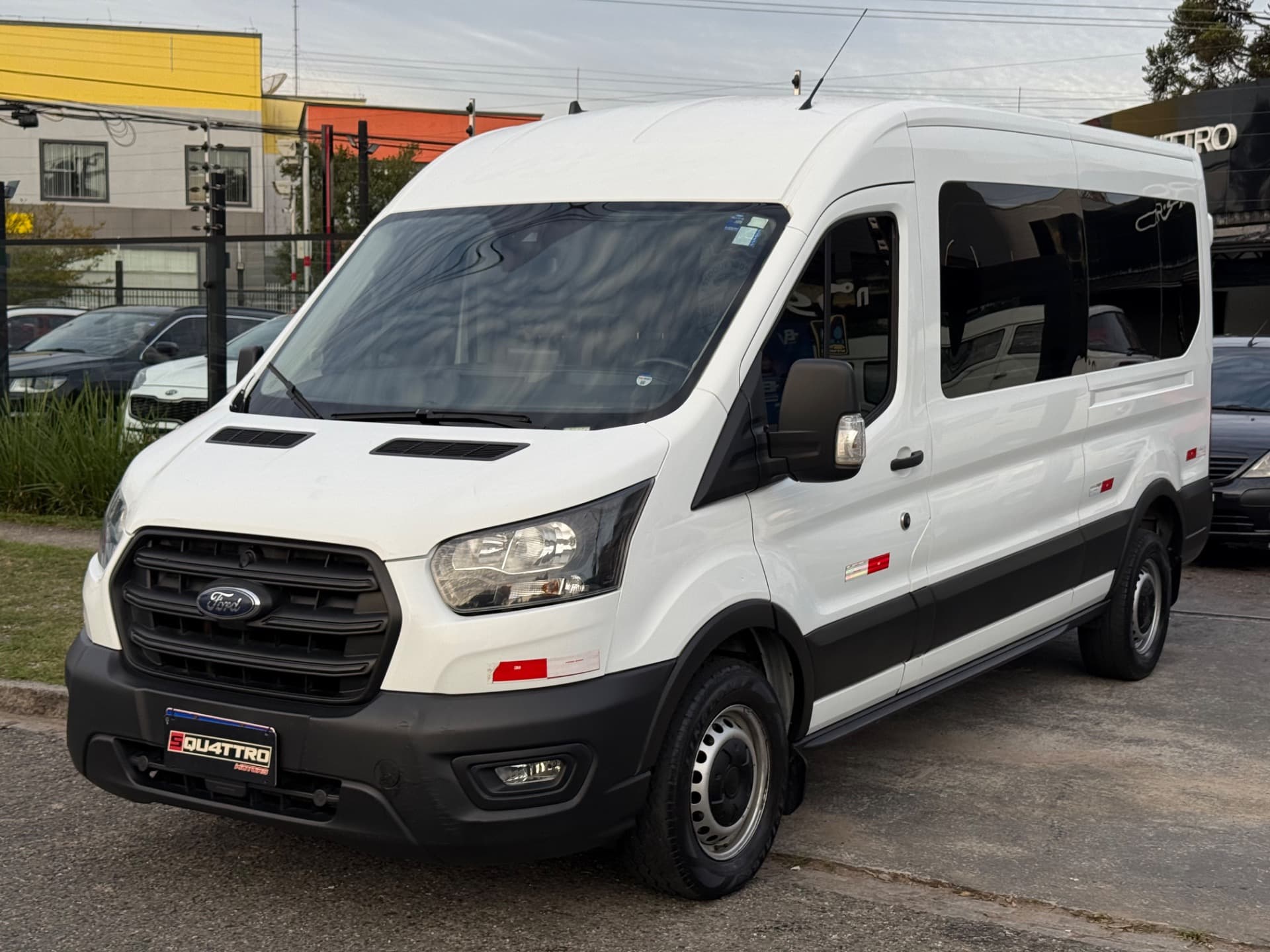 Ford Transit Minibus Vidrada 2.0 16v Diesel 2022 foto 1