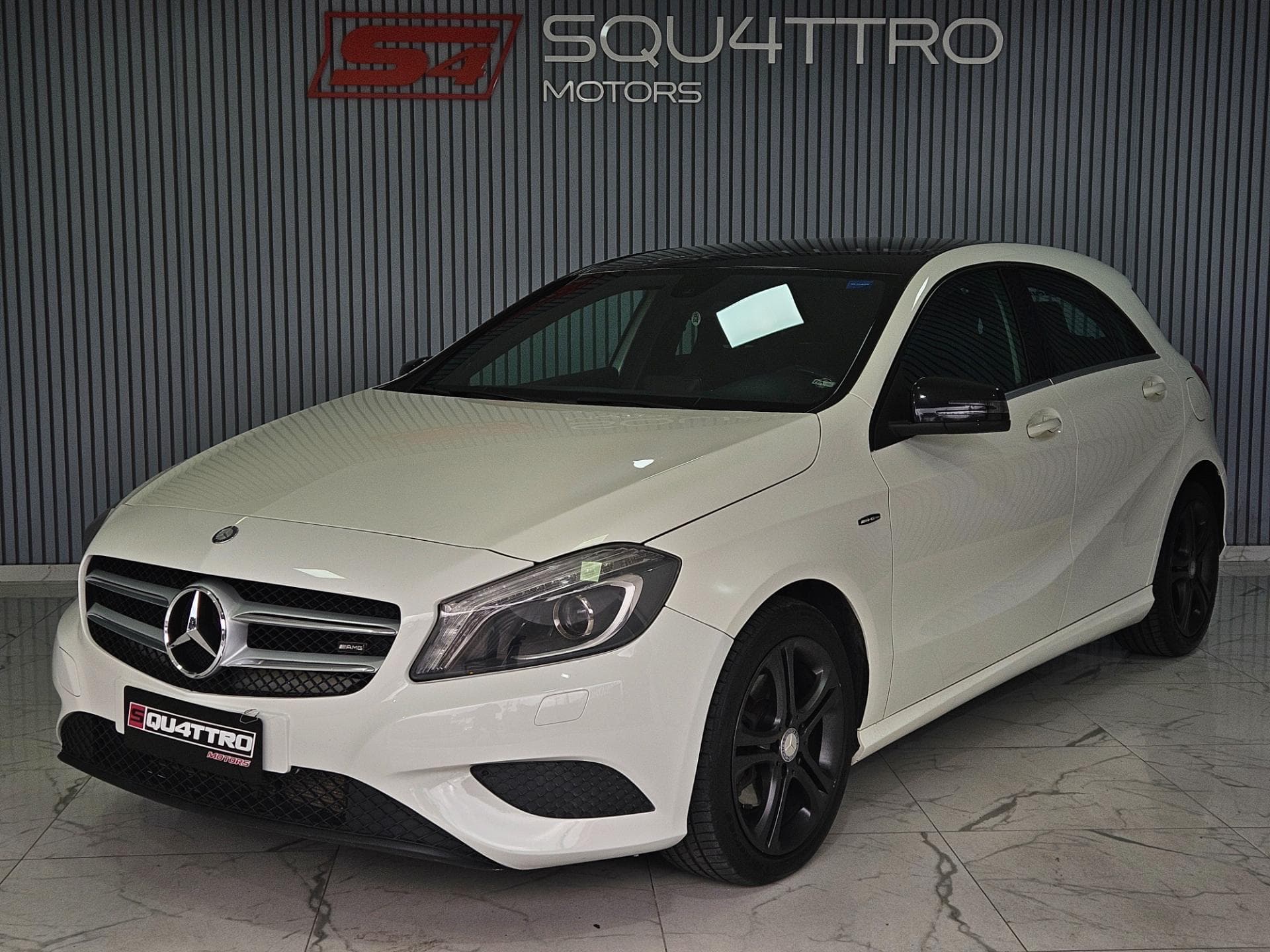 Mercedes-Benz A200turbo 2015 foto 1